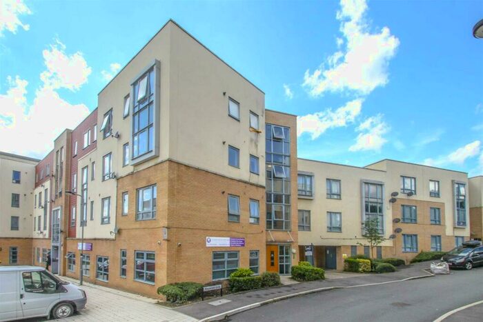 2 Bedroom Apartment To Rent In Heywood Gate, Ashland, MK6