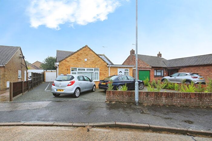 4 Bedroom Detached Bungalow For Sale In Ellwood Avenue, Peterborough, PE2