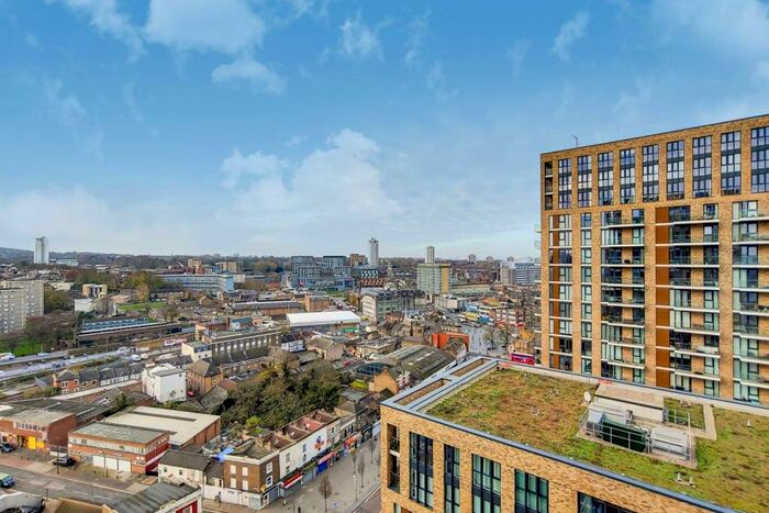 1 Bedroom Flat To Rent In Victory Parade, Woolwich, London, SE18