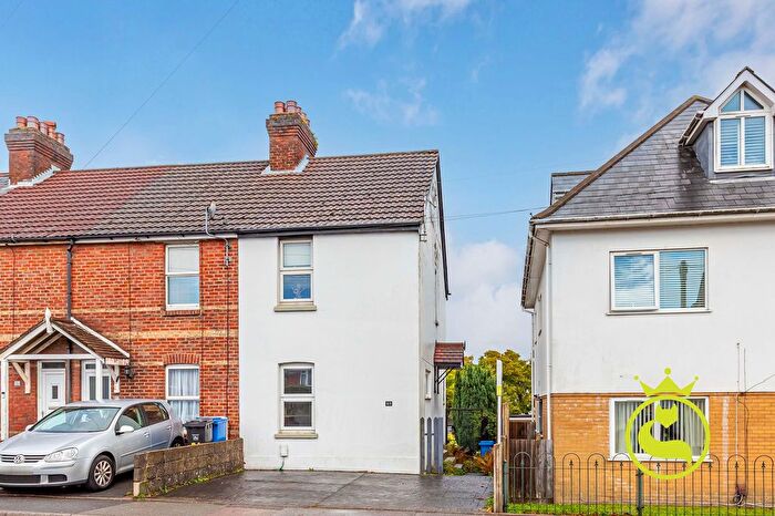 2 Bedroom End Terrace House For Sale In Richmond Road, Poole, BH14