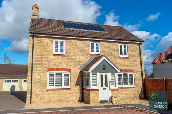 4 Bedroom Detached House For Sale In Whitley Meadows, Woolavington, Bridgwater, TA7