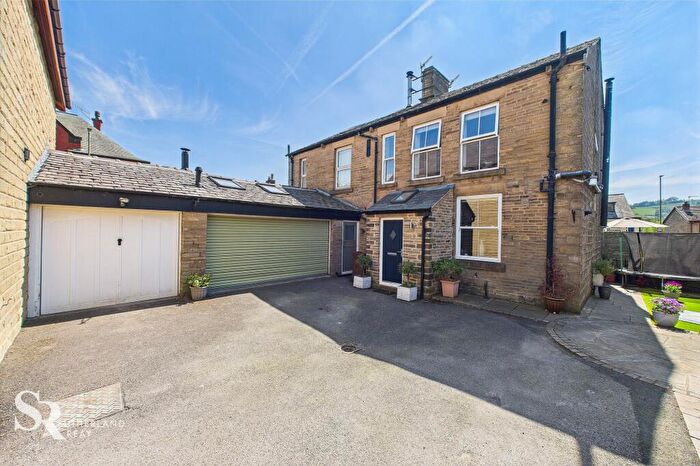 3 Bedroom Semi-Detached House For Sale In Lower Lane, Chinley, SK23