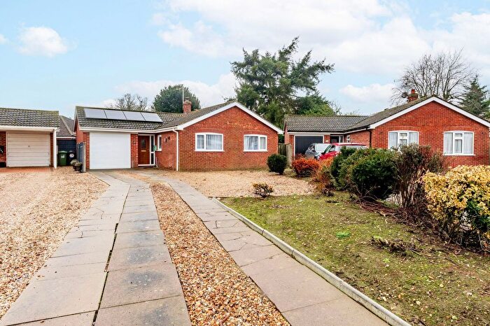 2 Bedroom Detached Bungalow For Sale In Youngmans Close, North Walsham, NR28