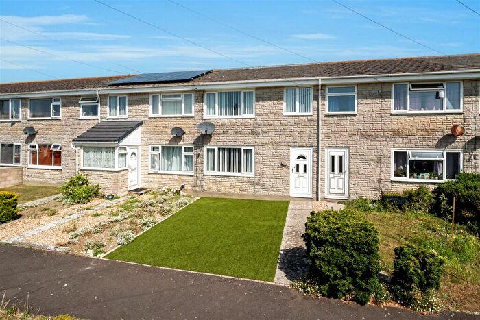 3 Bedroom Terraced House For Sale In Park Estate Road, Portland, DT5