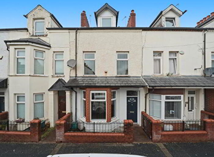 4 Bedroom Terrace House For Sale In Woodcot Avenue, Belfast, BT5