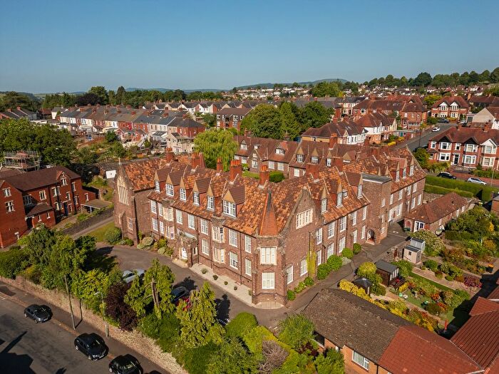 3 Bedroom Flat For Sale In Clewer Court, Newport, NP20