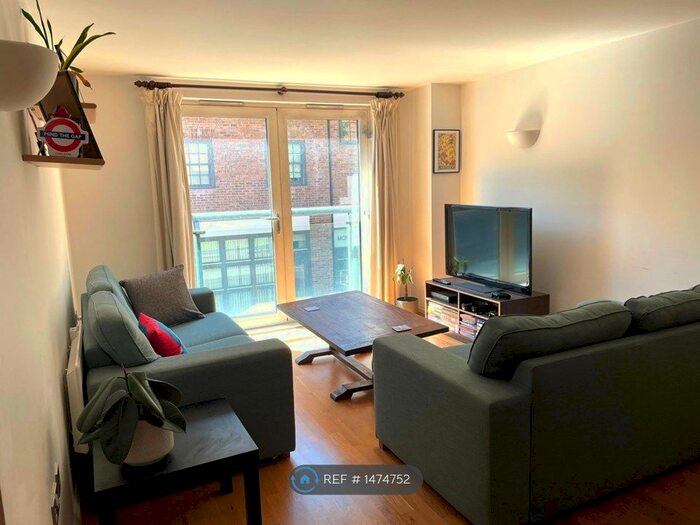 2 Bedroom Flat To Rent In Ratcliffe Court, London, SE1