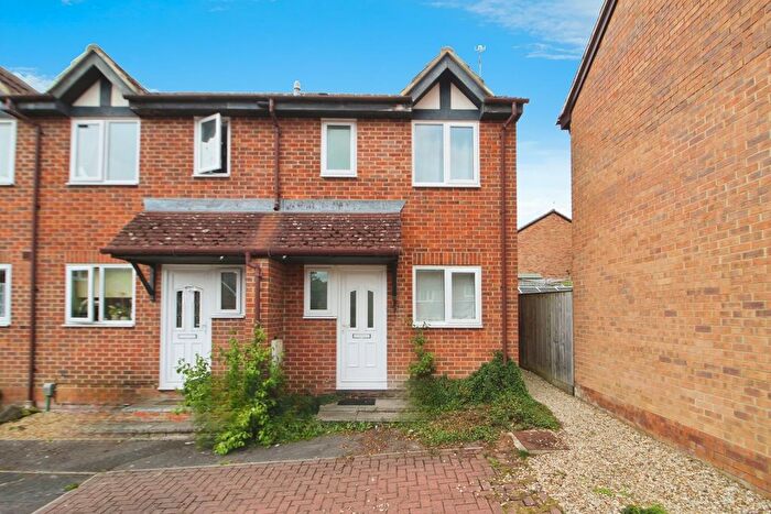 2 Bedroom Terraced House To Rent In Lomond Close, Sparcells, SN5