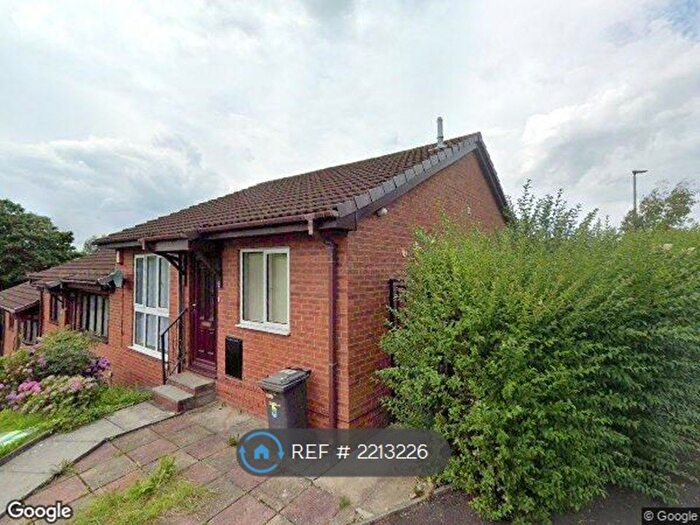 2 Bedroom Bungalow To Rent In Highbank, Blackburn, BB1