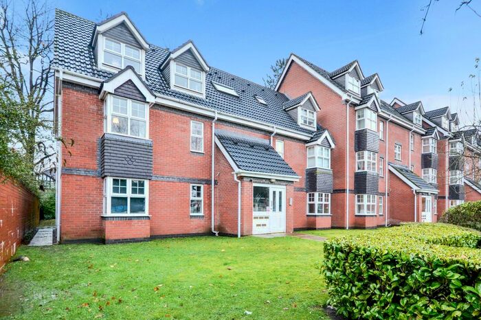 2 Bedroom Flat To Rent In Wood Court, Brooklands Road, Sale, M33
