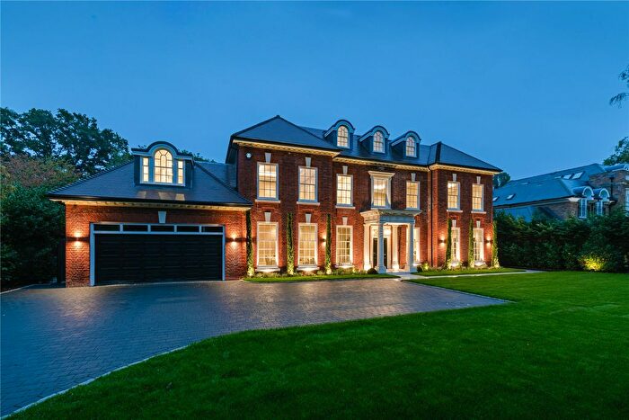 7 Bedroom Detached House For Sale In Albury Road, Burwood Park, KT12