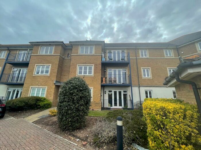 2 Bedroom Flat To Rent In South Harbour, BN23