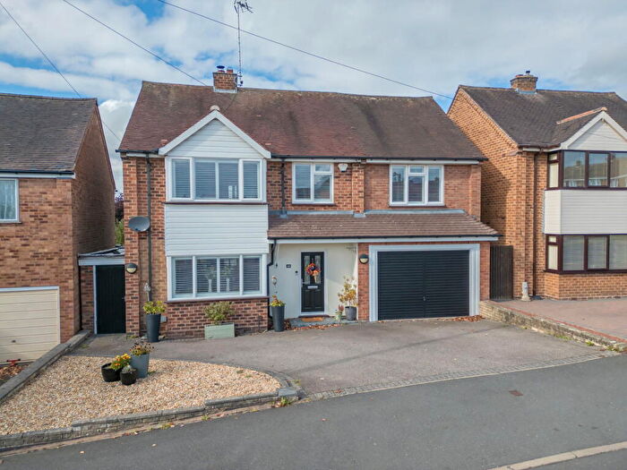 5 Bedroom Detached House For Sale In Mason Road, Headless Cross, Redditch, B97