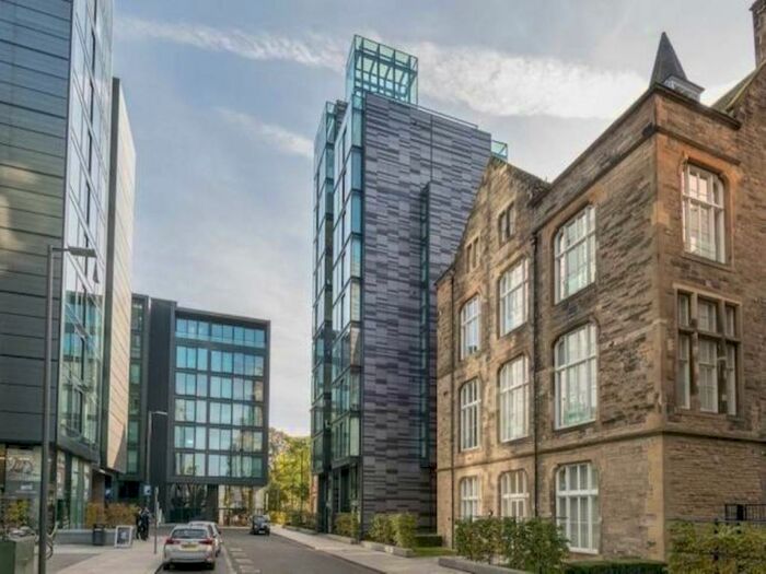 Garage / Parking To Rent In Flat Simpson Loan Car Parking Space, EH3