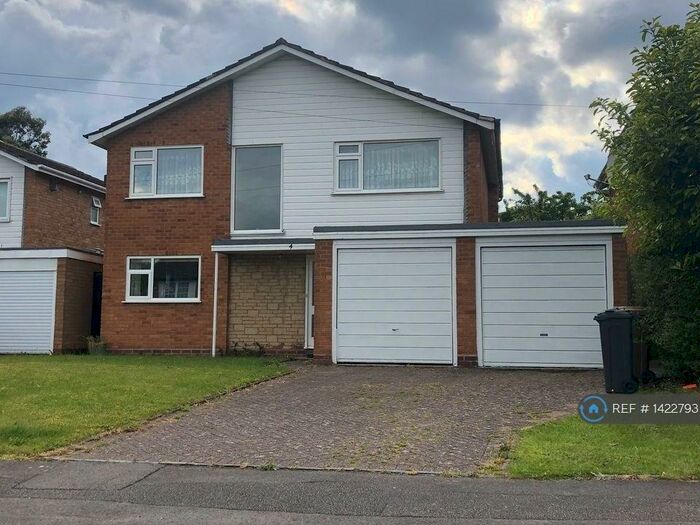 4 Bedroom Detached House To Rent In Sambourn Close, Solihull, B91