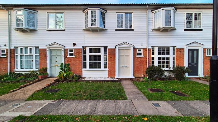 3 Bedroom Terraced House To Rent In Yeomans Mews, Isleworth, TW7