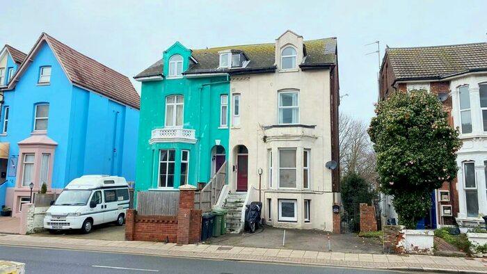 1 Bedroom Apartment For Sale In Waverley Road, Southsea, PO5