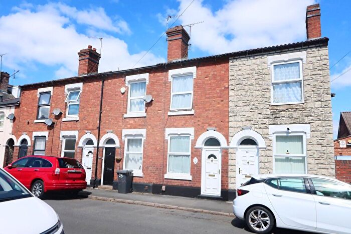 3 Bedroom Terraced House For Sale In Plimsoll Street, Kidderminster, DY11