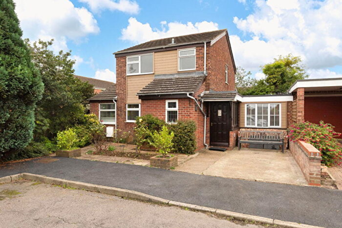 3 Bedroom Link Detached House For Sale In Valiant Road, St. Ives, PE27