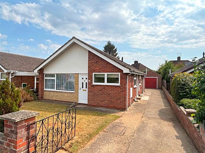 2 Bedroom Bungalow For Sale In Ripon Drive, Sleaford, Lincolnshire, NG34