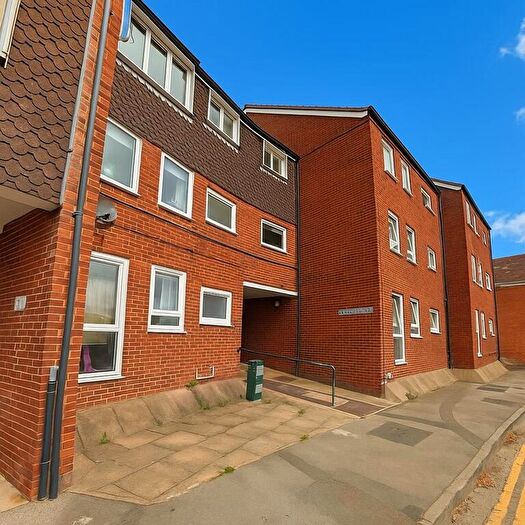 2 Bedroom Flat To Rent In Priestley Court, Lilleys Alley, Tewkesbury, GL20