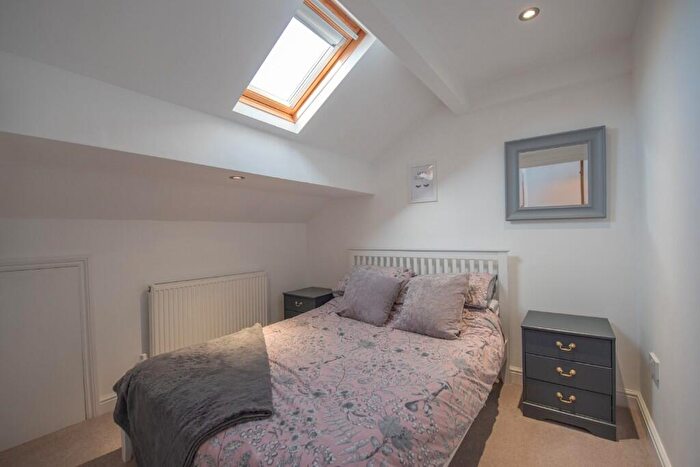 3 Bedroom End Of Terrace House For Sale In Jackson Street, Sutton-in-Craven, BD20