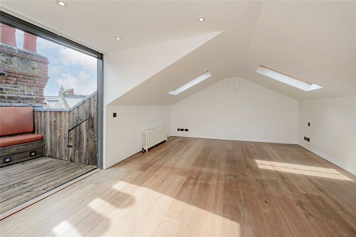 4 Bedroom Flat For Sale In Royal Hospital Road, Chelsea, London, SW3