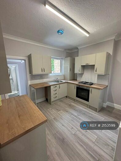 3 Bedroom Terraced House To Rent In Saunders Street, Gillingham, ME7