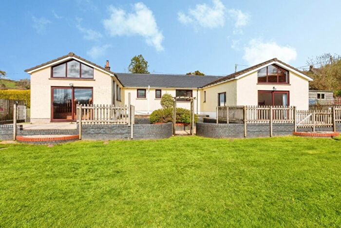 5 Bedroom Bungalow For Sale In Pontantwn, Kidwelly, Carmarthenshire, SA17