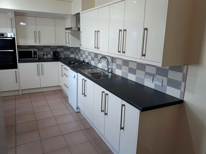 7 Bedroom House To Rent In Lyndhurst Avenue, Jesmond, Newcastle Upon Tyne, NE2