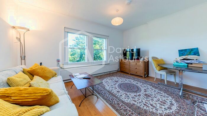 1 Bedroom Flat To Rent In Priory Road, West Hampstead, London, NW6