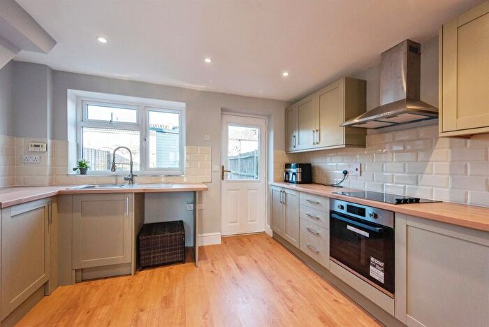 3 Bedroom Terraced House For Sale In Bury Road, Thetford, IP24