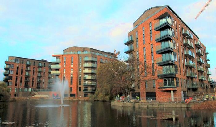 3 Bedroom Flat To Rent In William Mundy Way, Dartford, DA1