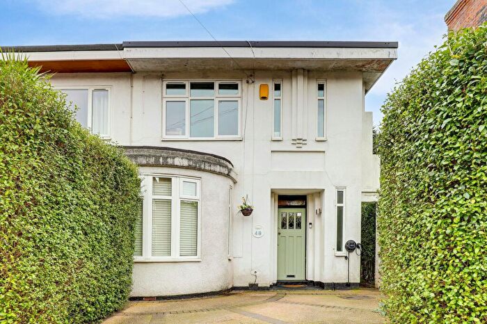 3 Bedroom Semi Detached House For Sale In Florence Road, Nottingham, NG3