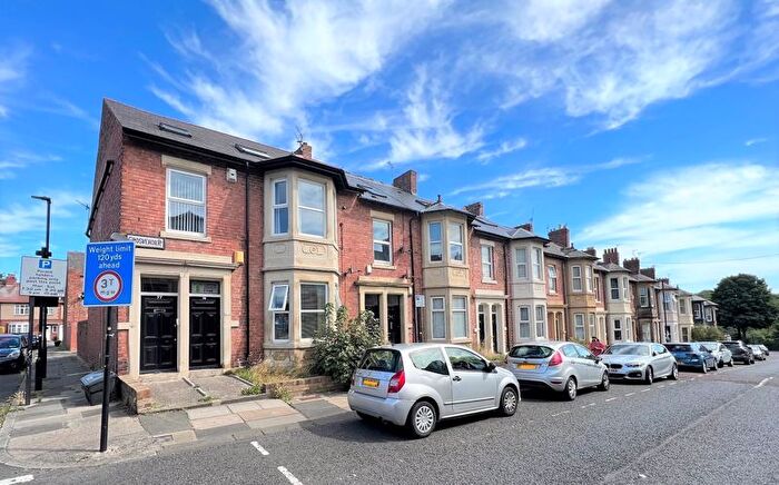 2 Bedroom Flat To Rent In Grosvenor Road, Newcastle Upon Tyne, NE2