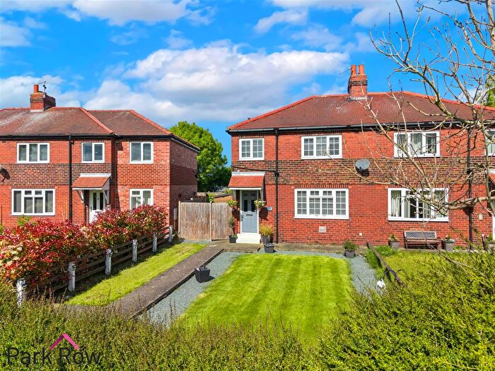 3 Bedroom Semi-Detached House For Sale In Ashfield Villas, Hillam, LS25