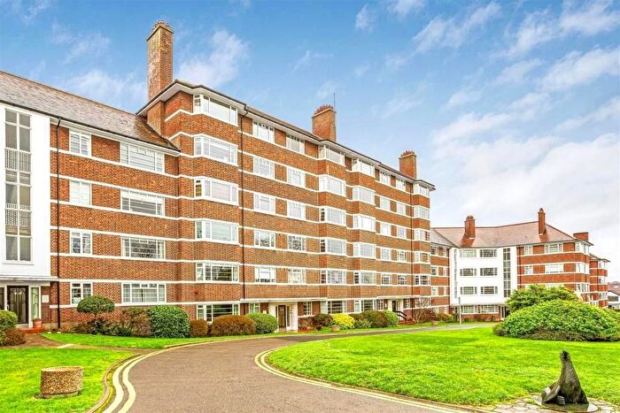 2 Bedroom Flat To Rent In Deanhill Court, Upper Richmond Road West, London, SW14