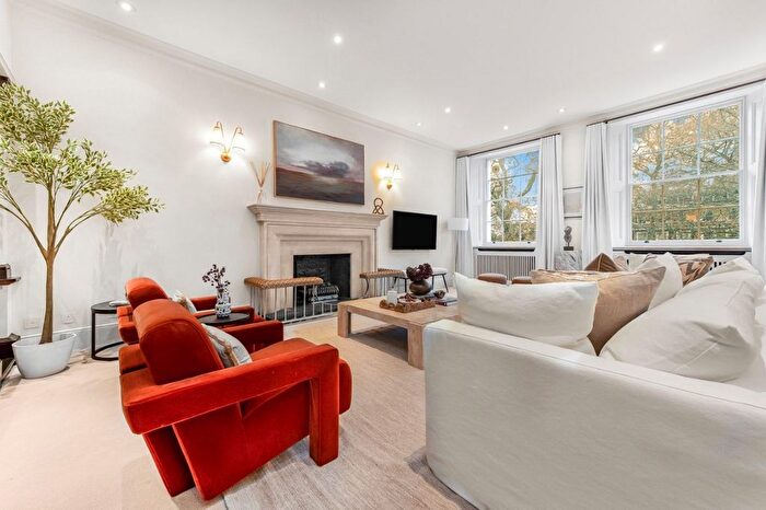 3 Bedroom Flat To Rent In Hyde Park Square, Hyde Park, W2