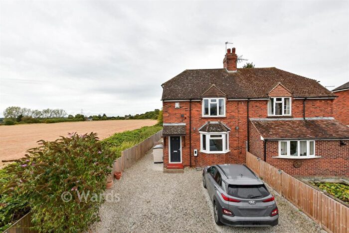 3 Bedroom Semi-Detached House For Sale In Sweechgate, Broad Oak, Canterbury, Kent, CT2