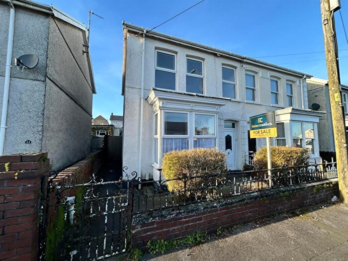 3 Bedroom Semi Detached House For Sale In Havard Road, Llanelli, SA14