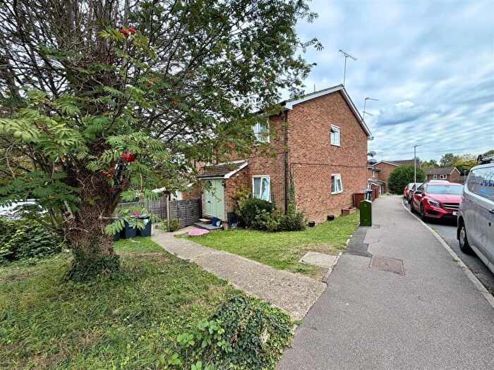 1 Bedroom Maisonette To Rent In Wheatsheaf Drive, Ware, SG12