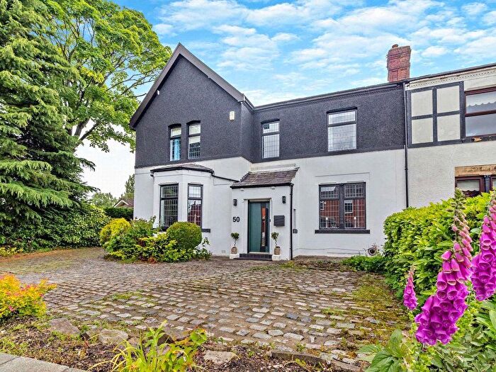 8 Bedroom Detached House For Sale In Hall Lane, Hindley, Wigan, Greater Manchester, WN2