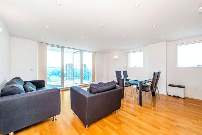 2 Bedroom Apartment To Rent In Ursula Gould Way, E14