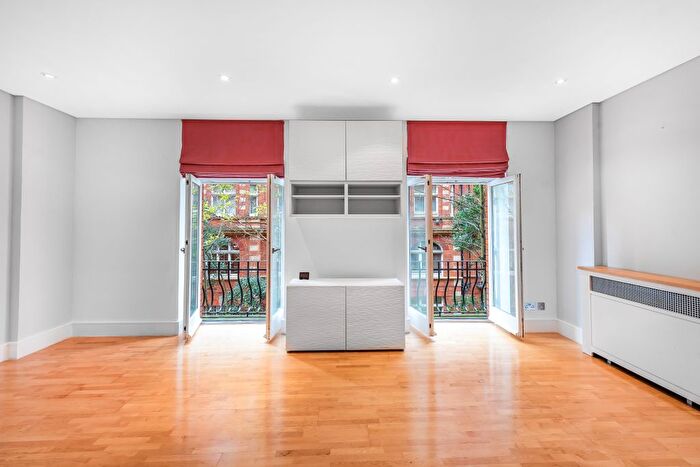 2 Bedroom Flat To Rent In Clarendon Court, Maida Vale, W9