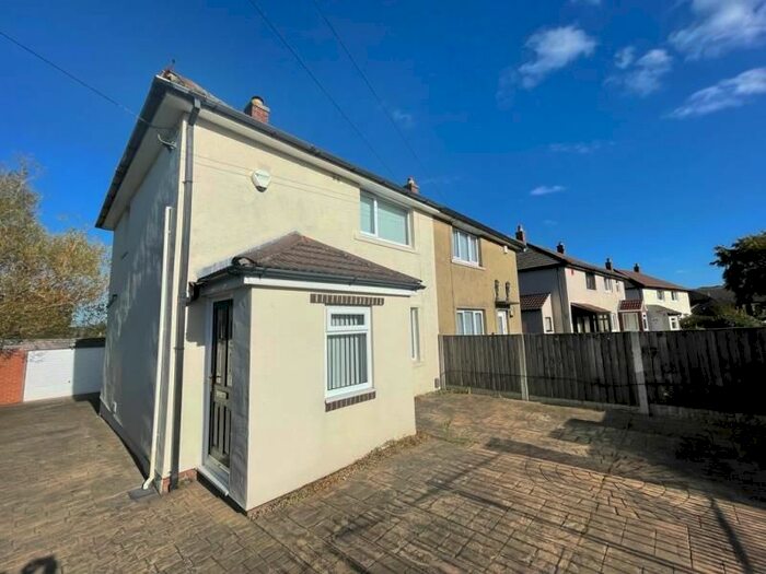 2 Bedroom Semi-Detached House To Rent In Airedale Avenue, Bingley, West Yorkshire, BD16
