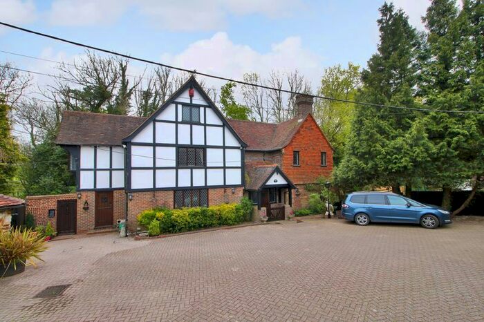 5 Bedroom Detached House For Sale In Nutley, Uckfield, TN22