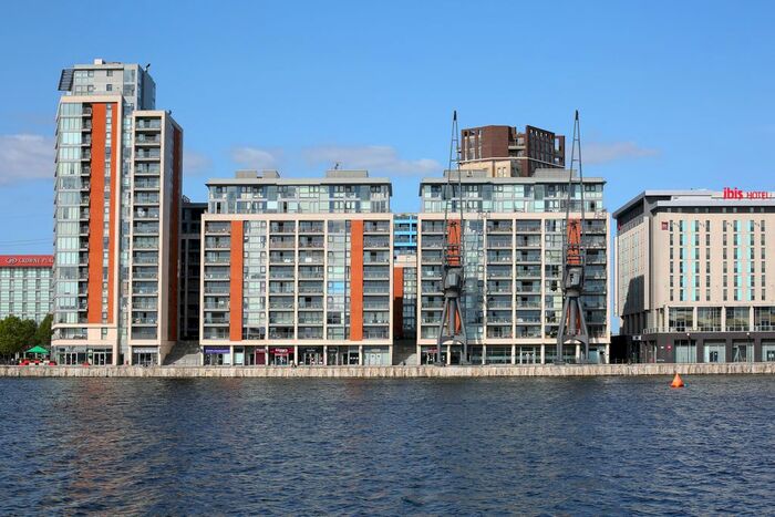 2 Bedroom Flat To Rent In Capital East Apartments, Western Gateway, E16