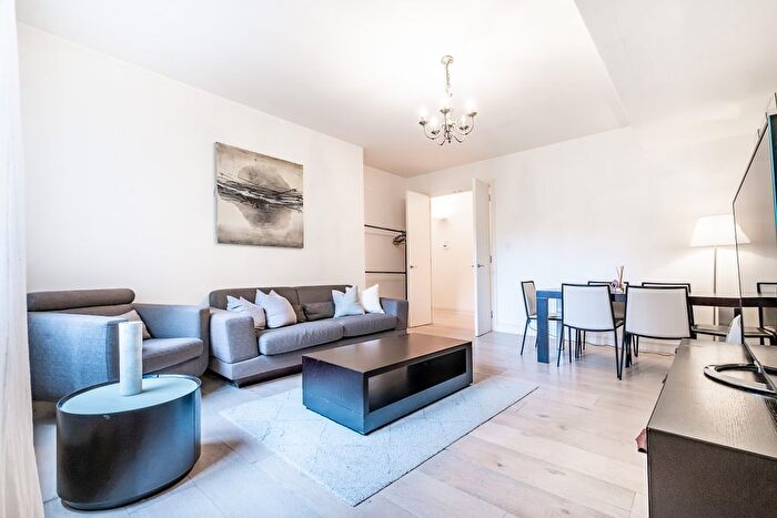 2 Bedroom Flat To Rent In Napier Place, London, W14