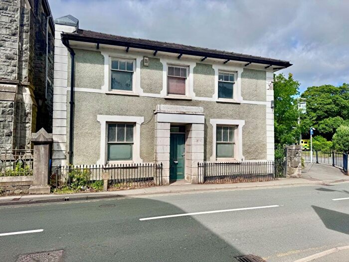 4 Bedroom Detached House For Sale In Station Road, Llanrwst, Conwy, LL26