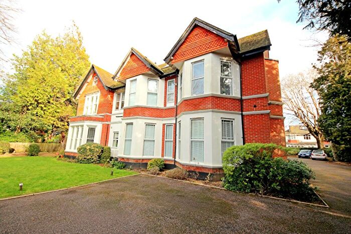 2 Bedroom Flat To Rent In Wellington Road, Bournemouth, BH8
